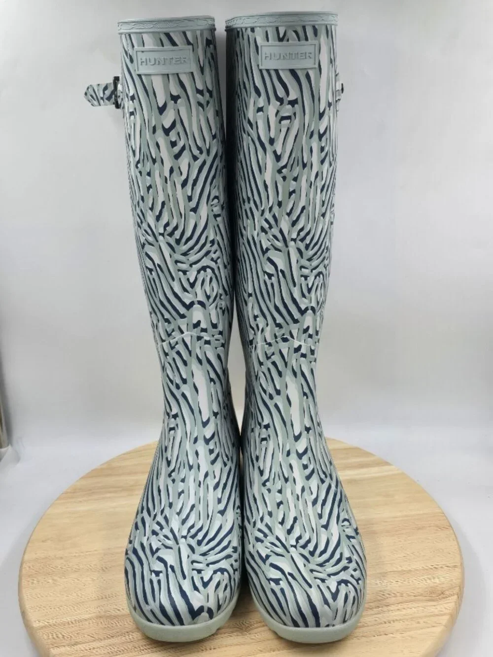 Hunter Tall Refined Coral Print Rain Boots Sea Spray Womens sz 10